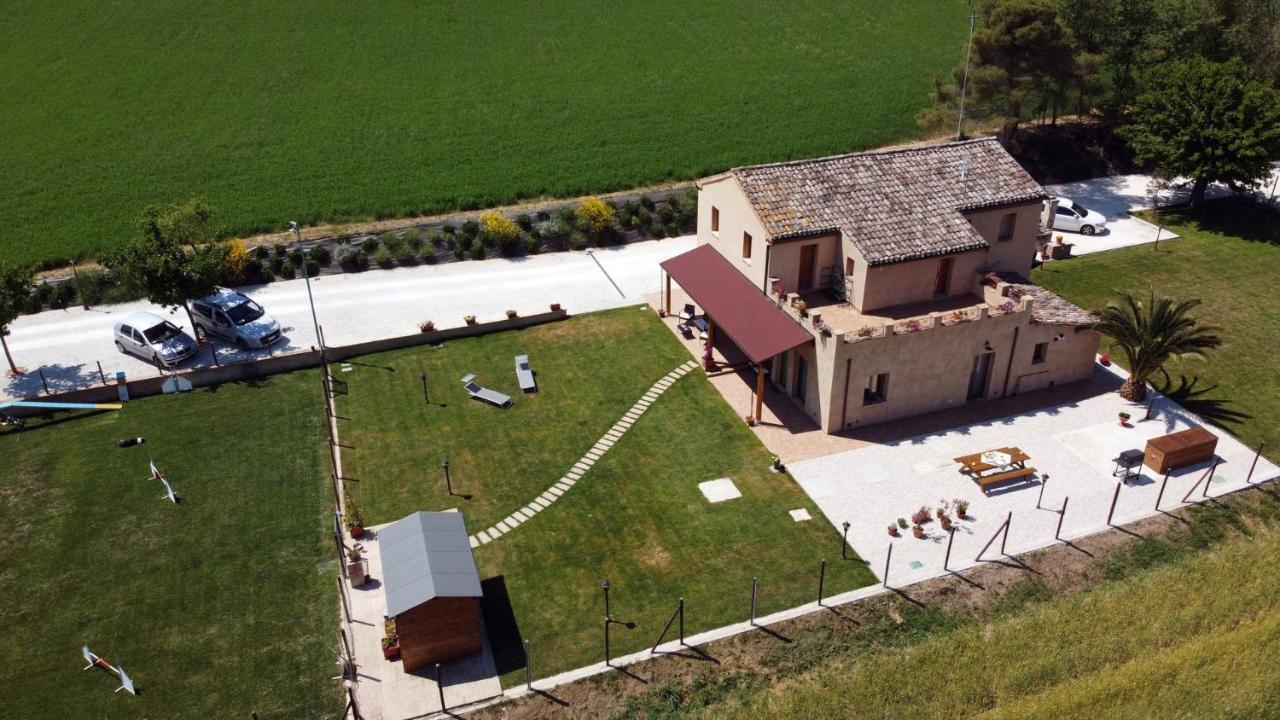 Casa Montefiore 13 Iris Lt Nella Tranquilla Campagna Marchigiana Ancona Exterior foto